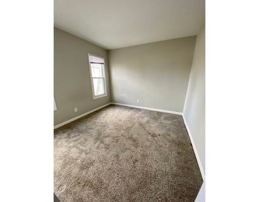 Building Photo - 729 Belmont Ave