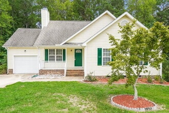 Building Photo - 305 Wood Green Dr