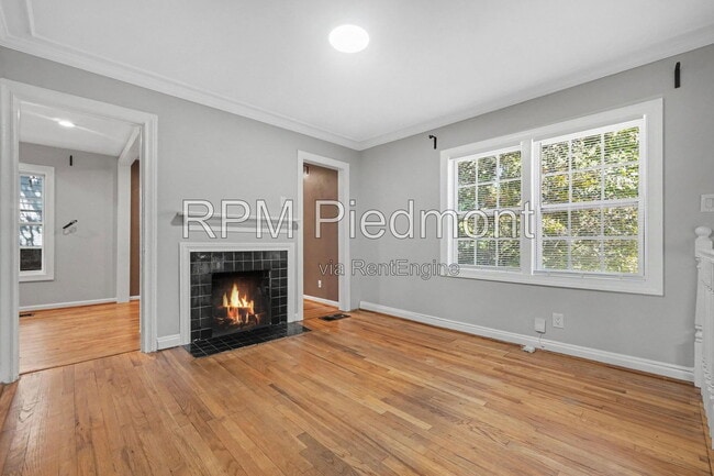 Photo - 1231 Stoneybrook Drive Southeast House