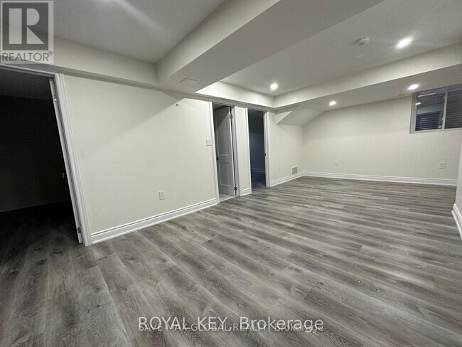 Building Photo - 28 Kalmia Rd