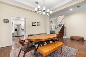 4120 E Northampton Pl