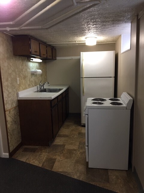 Foto del edificio - 141 W Main St