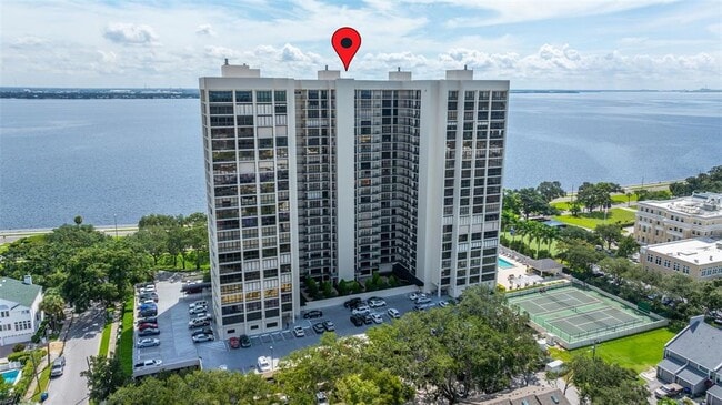 Foto del edificio - 3301 Bayshore Blvd