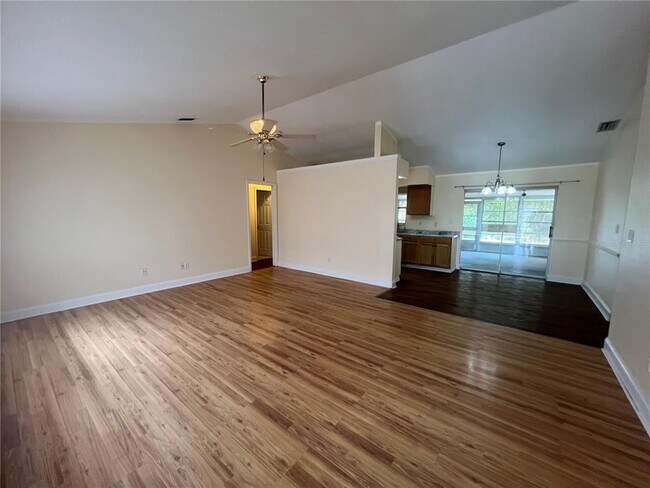 Foto del edificio - 1450 S Biscayne Dr