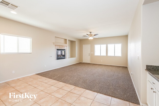 Building Photo - 6604 Johnny Love Ln