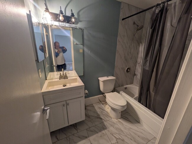 Photo - 10603 S Wilcrest Dr Apartment