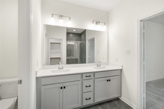 Building Photo - 623 Silver Pear Ct
