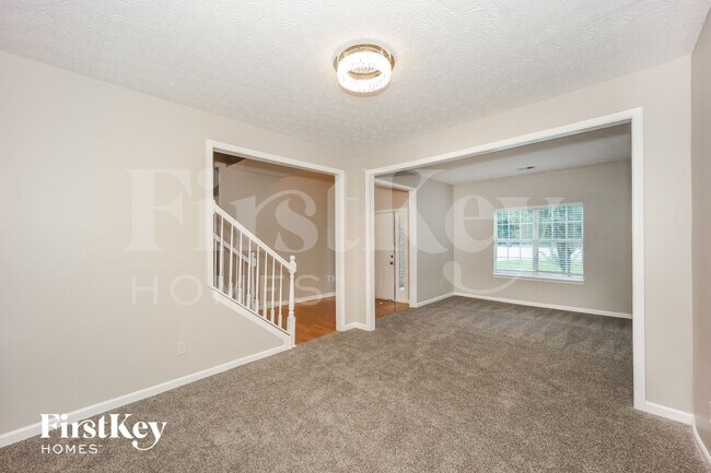 Building Photo - 3308 Summer Brooke Ln