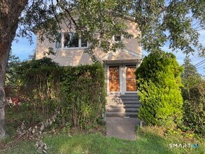 Building Photo - 72 Fiske Ave