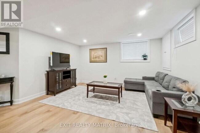 Building Photo - 848 Willow Ave