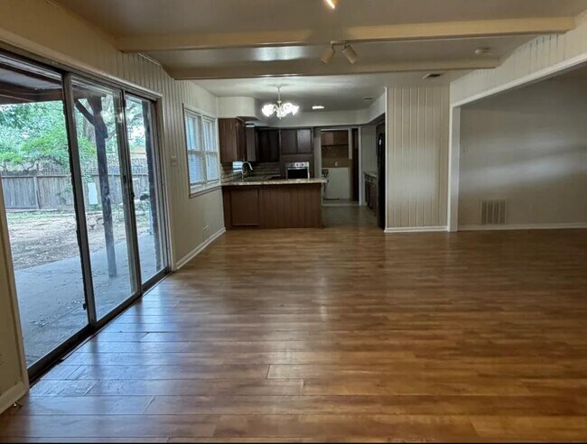 Foto del edificio - 3607 45th St
