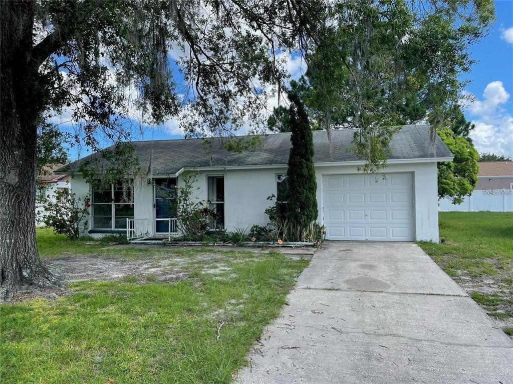 Foto principal - 7329 Abington Ave