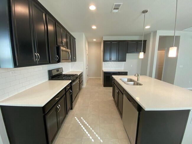 Foto del edificio - 384 Gaida Loop