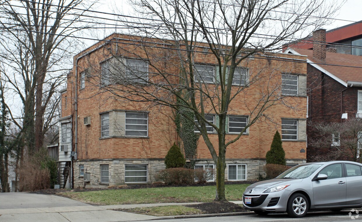 2819 Erie Ave, Cincinnati, OH 45208 Apartments in Cincinnati, OH