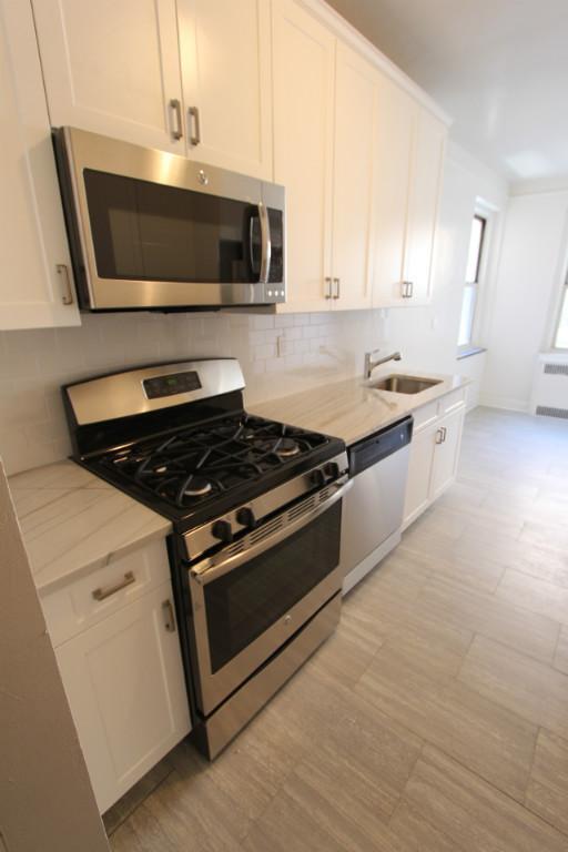 Foto del edificio - 1 bedroom in Sunnyside NY 11104