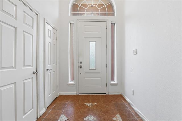 Foto del edificio - 6320 Merritt Way Ct