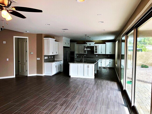 Building Photo - 1485 W Sea Fog Dr