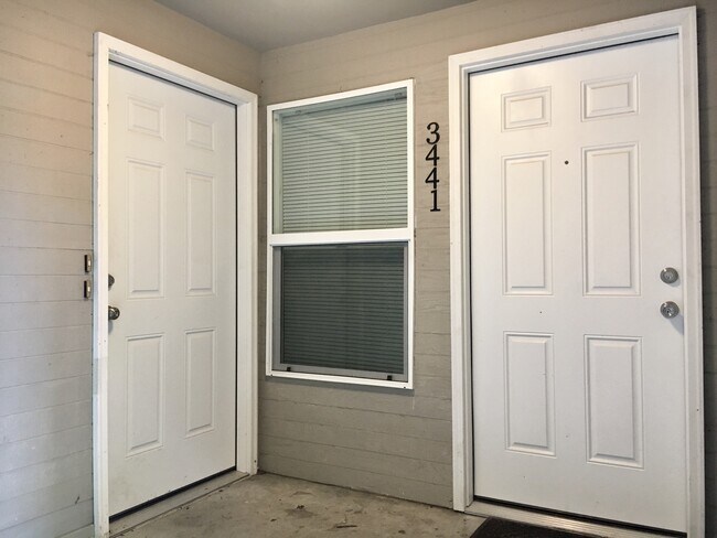 Foto del edificio - 3441 23rd Ave W