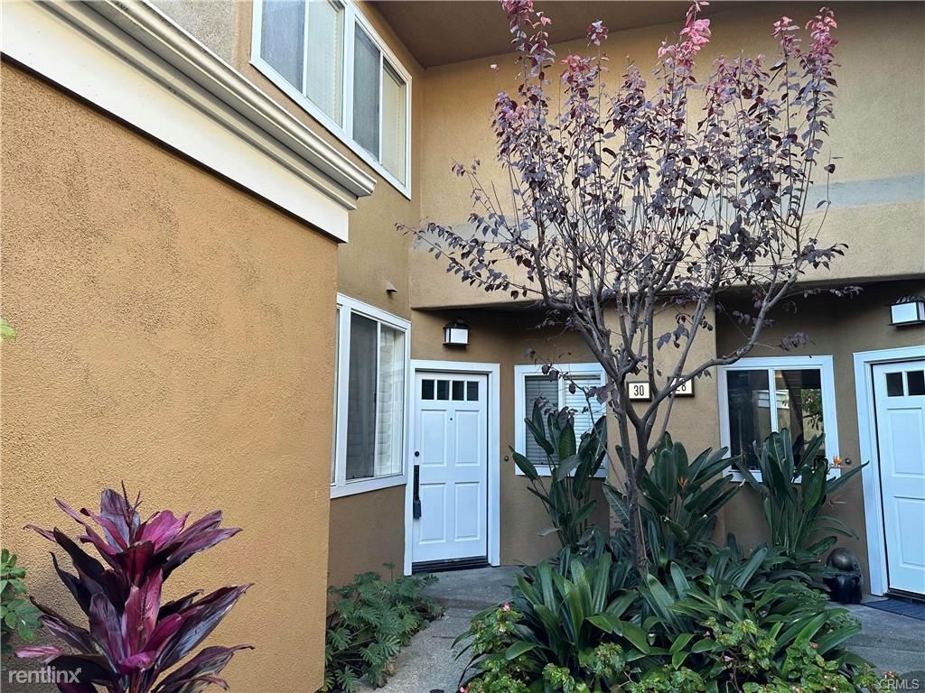 Primary Photo - 3 br, 3 bath House - 30 Auburn Aisle # 112