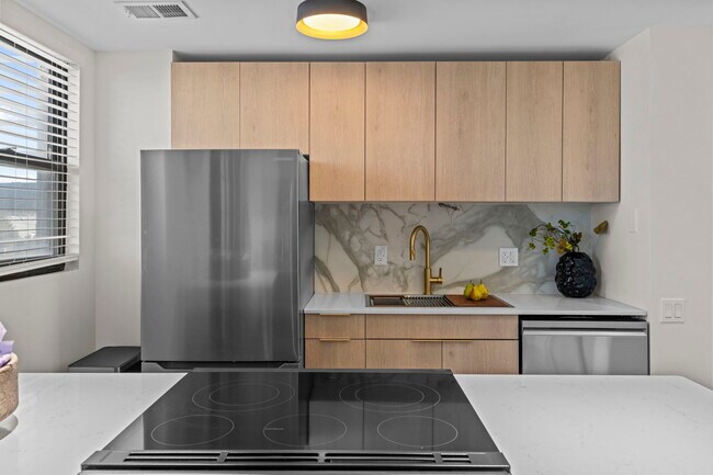 Foto del edificio - The Harper (Formerly The Leonardo)