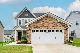 Building Photo - 2019 Magnolia Tree Ln