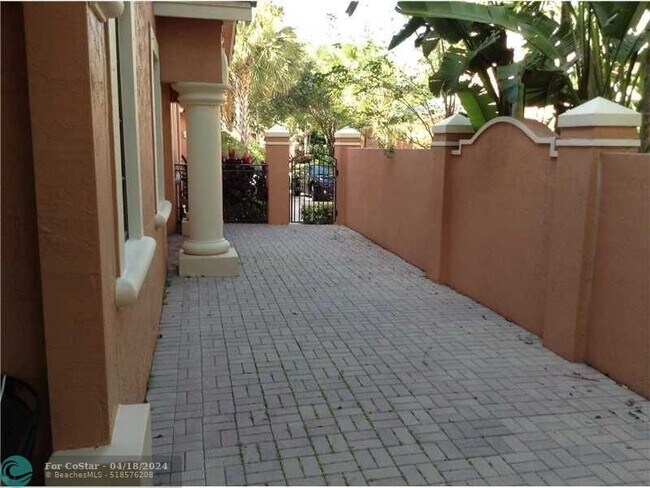 Foto del edificio - 2880 Kinsington Cir