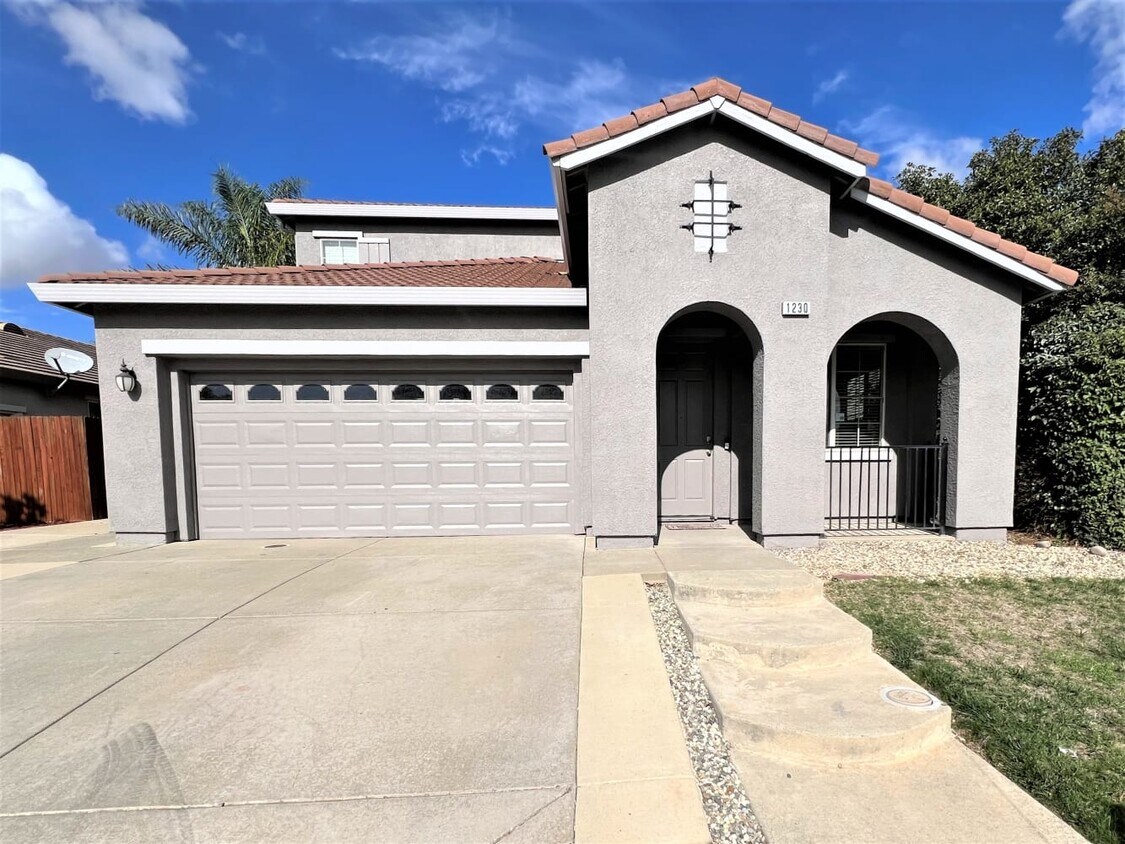 Primary Photo - 1230 Barnhill Ln