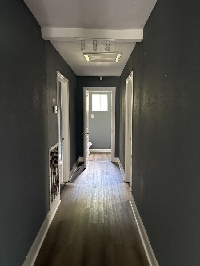 Foto del edificio - 611 Belle Vista Ave