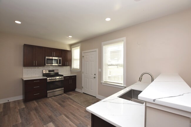 Foto del edificio - 97 Gates St