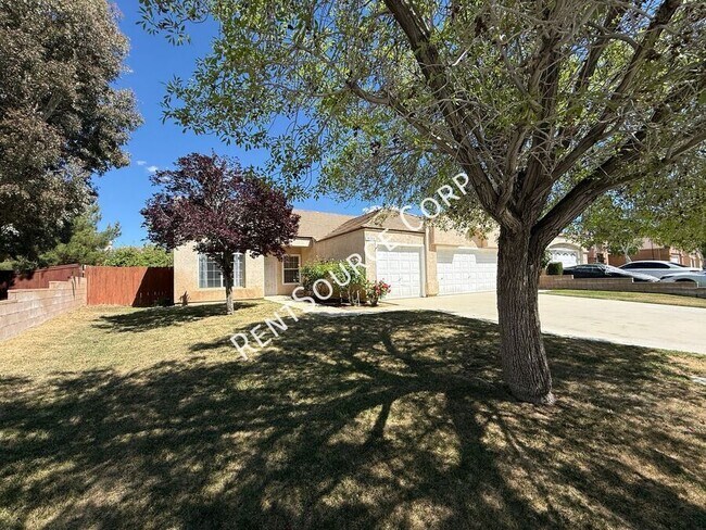 Foto del edificio - 38758 Almador Ct