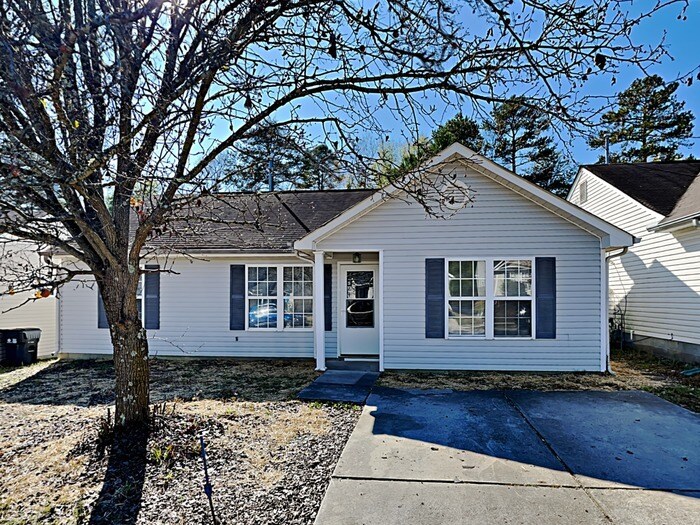 3004 Westwinds Ct, Charlotte, NC 28214
