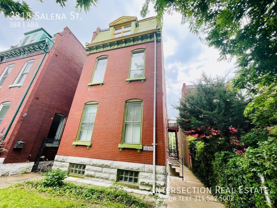 Foto principal - GORGEOUS Benton Park 3 Bed/3.5 Bath Home A...