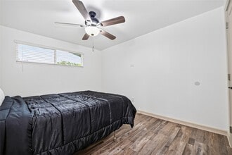 Building Photo - 5803 Greencraig Dr