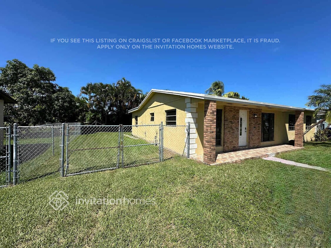Foto principal - 10805 SW 142nd Ln