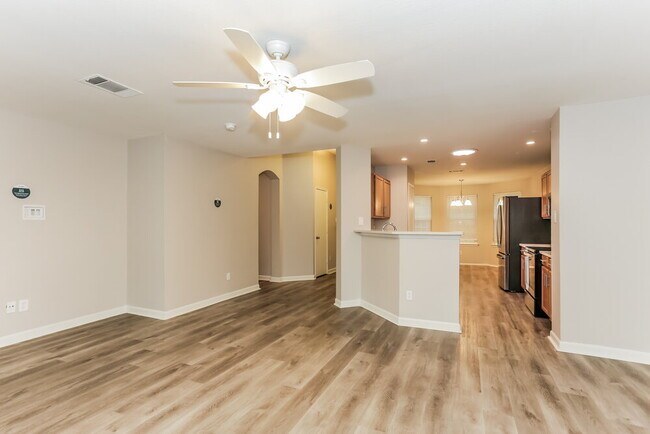 Foto del edificio - 213 Garden Valley Ln