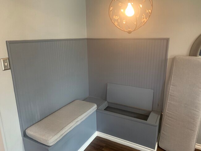 Storage area in nook. - 3641 Bryce Ave