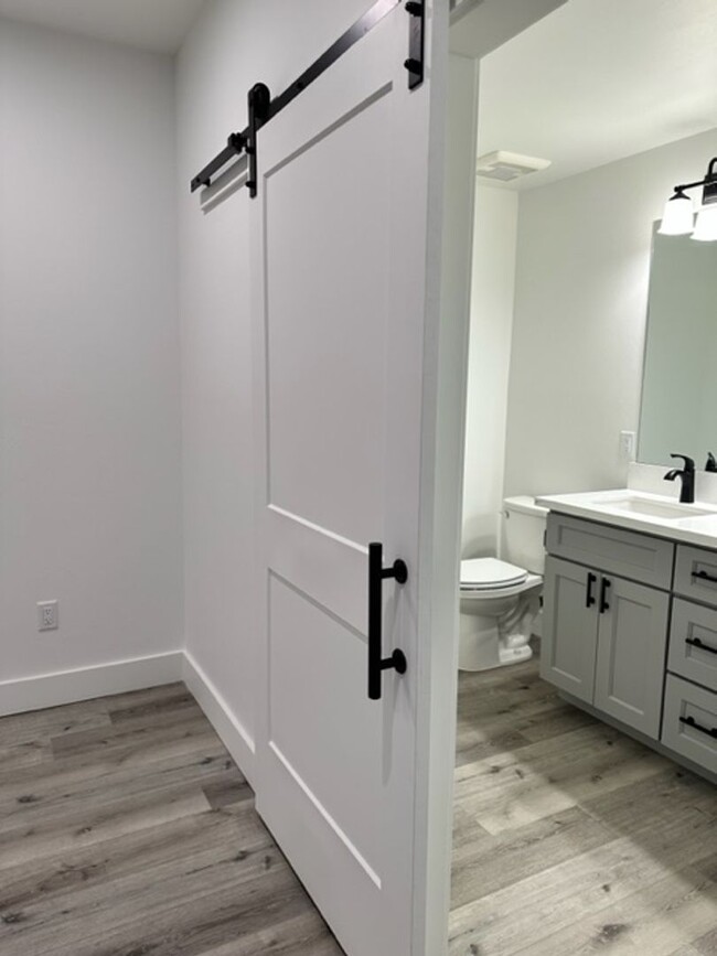 Foto del edificio - 1515 Alder Ct
