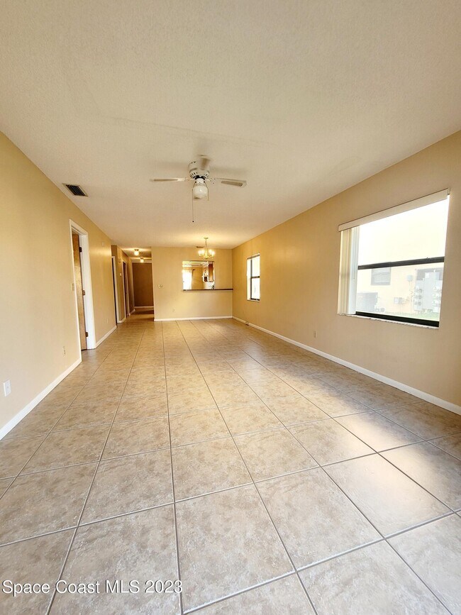 Building Photo - 5640 N Banana River Blvd