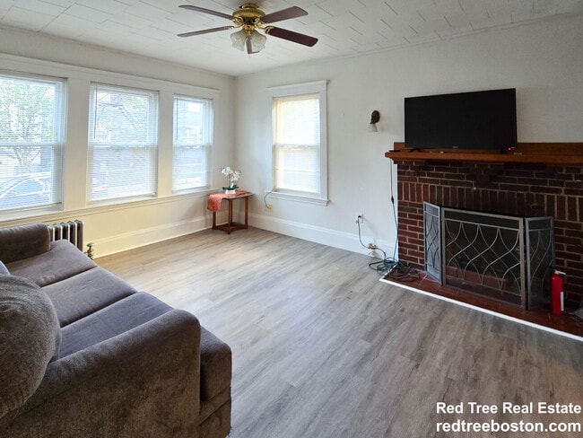 Foto del edificio - 63 Pinckney St