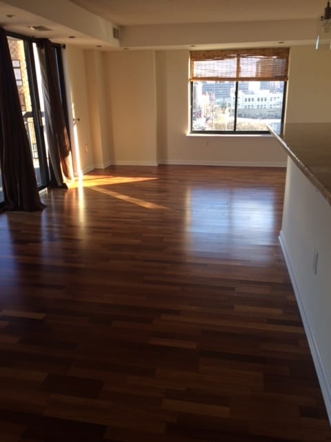 Foto del edificio - 700 1st St