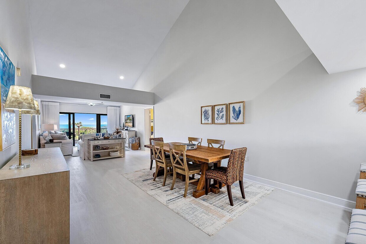 Foto principal - 401 Ocean Bluffs Blvd