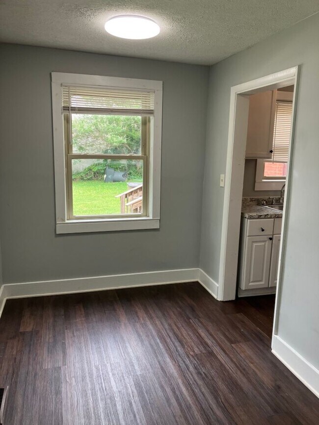 Foto del edificio - Coming Soon!!! Duplex In East Nashville