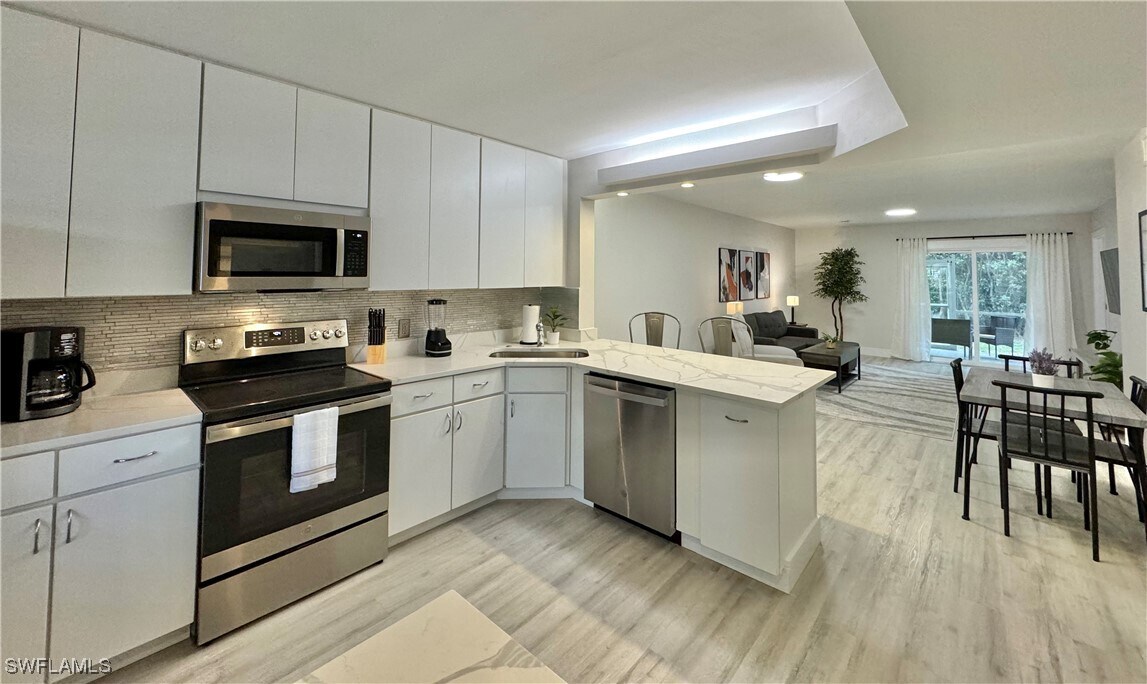 Foto principal - 7797 Esmeralda Way