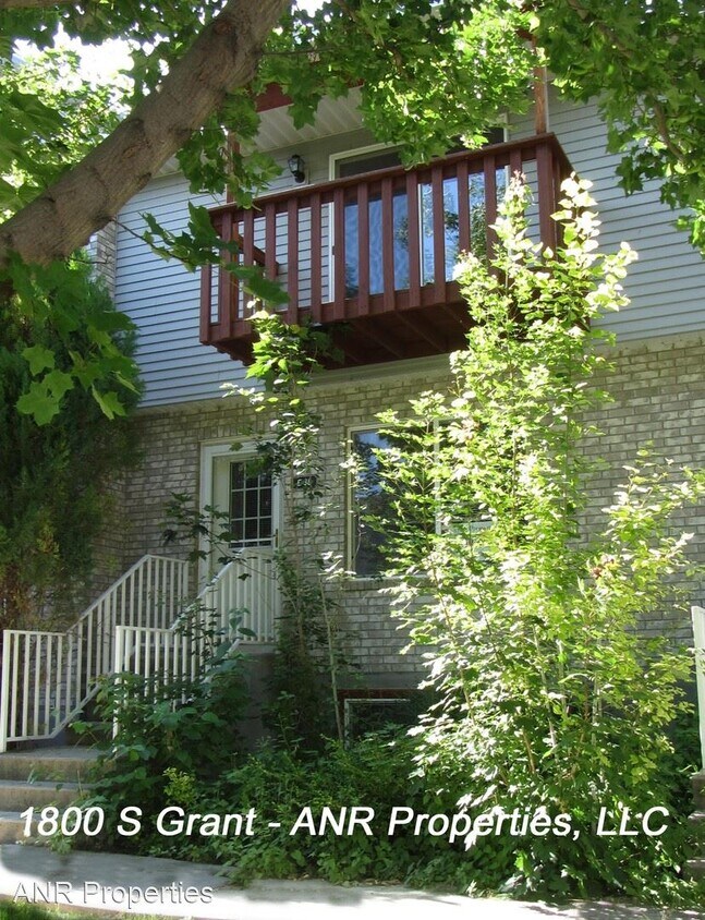 Primary Photo - 3 br, 2.5 bath House - 1800 S Grant E - 38