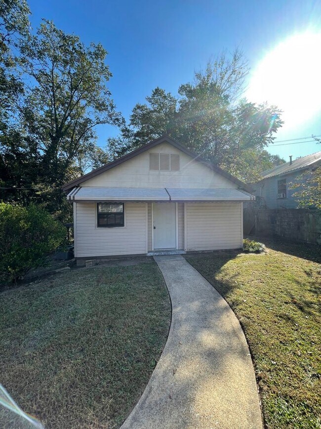 Foto del edificio - 341 Central Ave