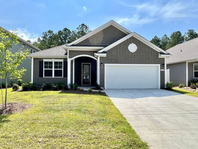Building Photo - Immaculate 3br/2bath home! Upgrades galore...