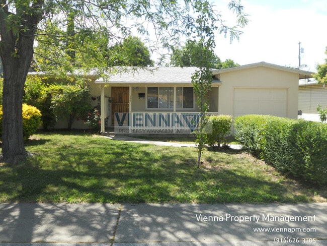 Building Photo - Charming 2 Bedroom Home in Old Lincoln