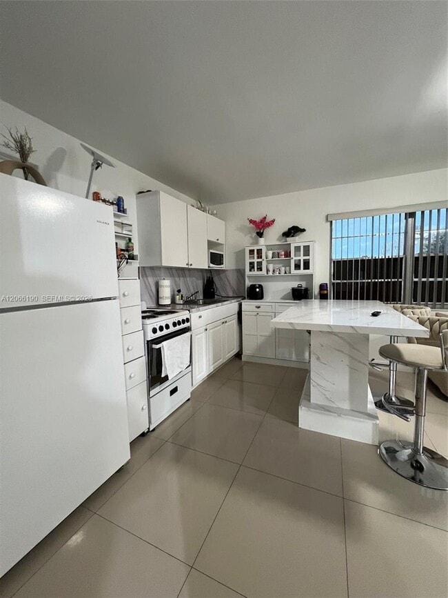 Foto del edificio - 467 E 13th St