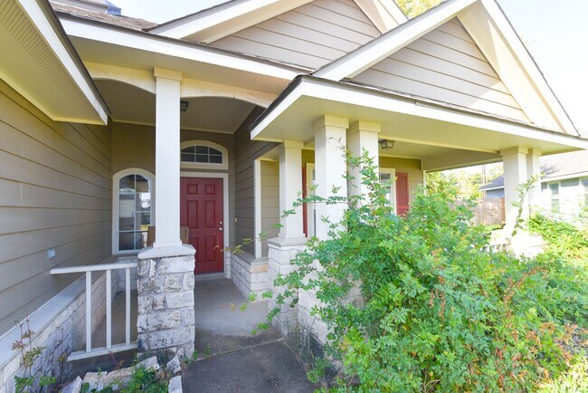 Building Photo - 3 Bedroom 2 Bath in South College Station,...