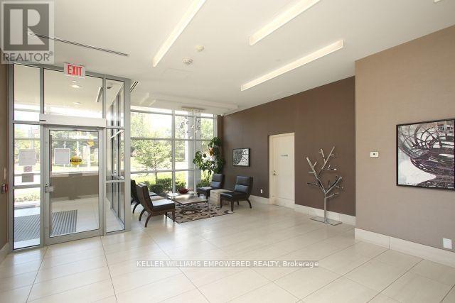 Building Photo - 275 Yorkland Rd